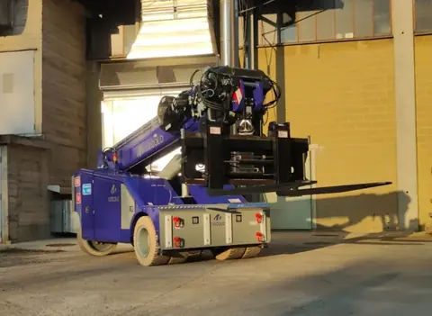 Guindaste industrial elétrico compacto da Cunzolo